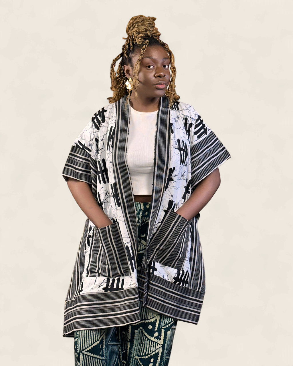 Amara African adire kimono robe — hand-dyed Adire, editorial lookbook, L'atelier KaAy
