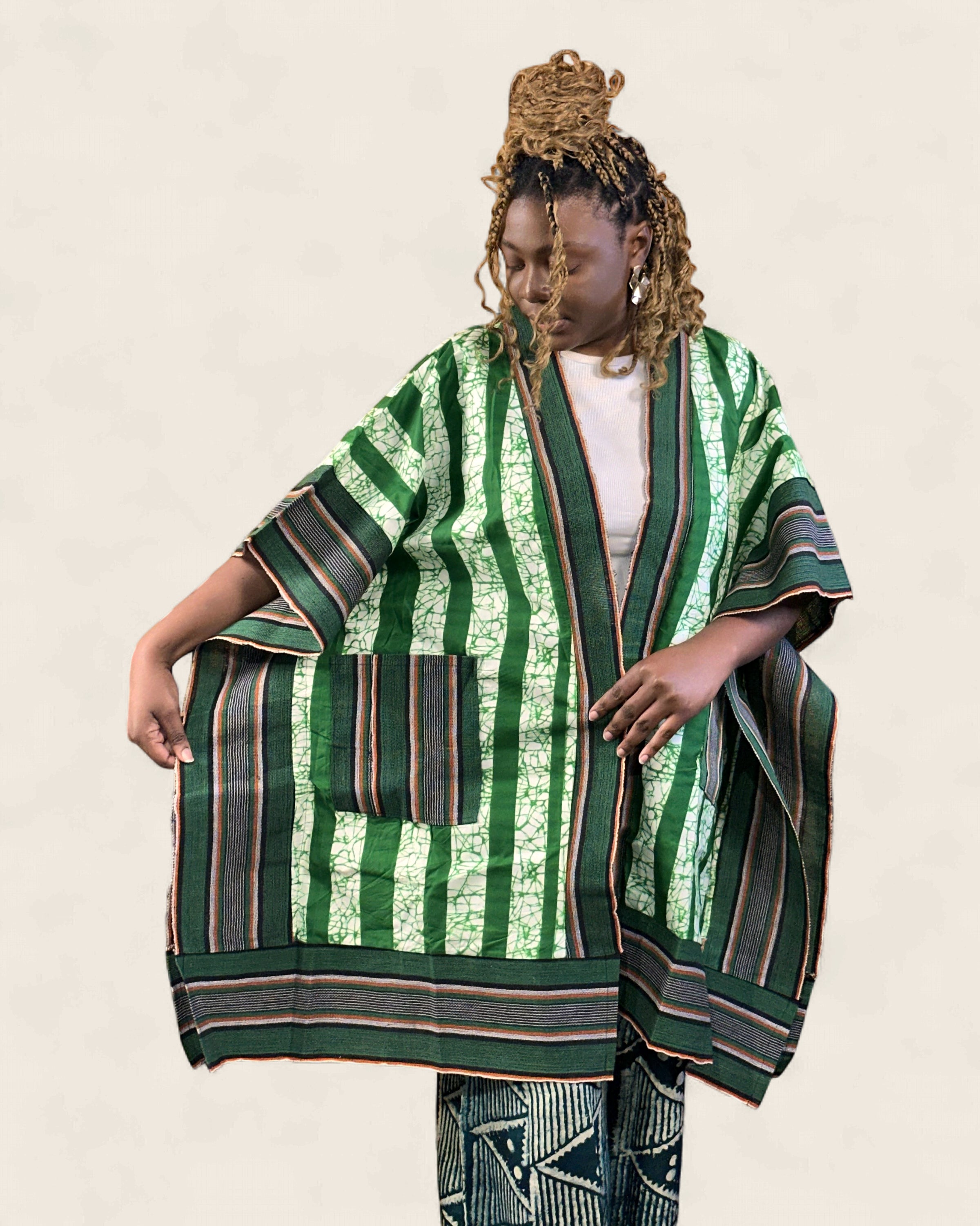 Amara Moringa — Forest Green — adire kimono robe in hand-dyed Adire, L'atelier KaAy