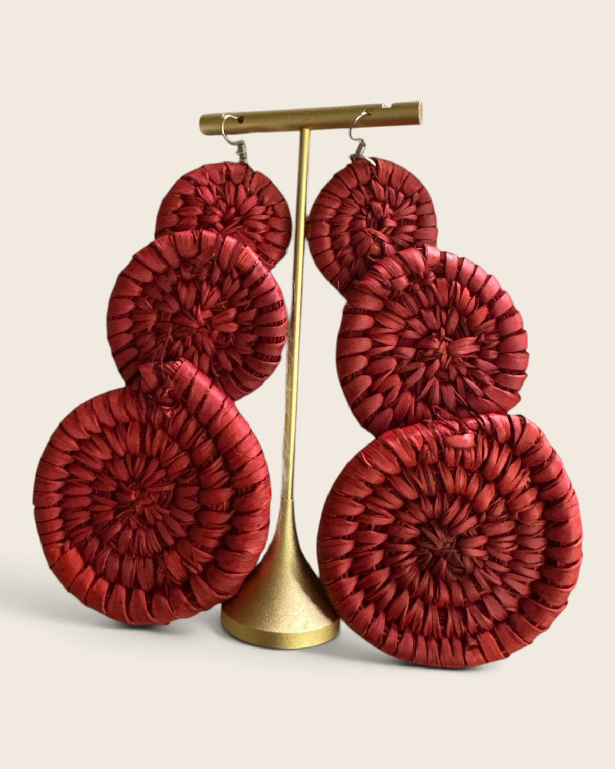 Cinnabar Red triple disc raffia earrings, hand-dyed and hand-woven, L'atelier KaAy