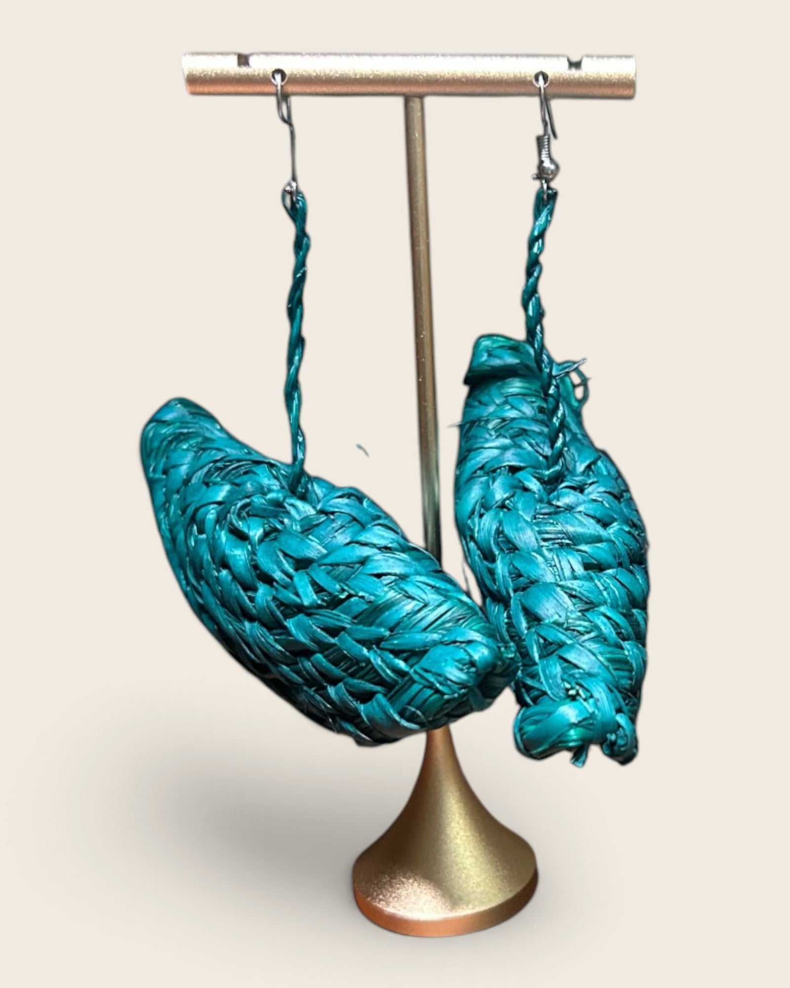 Malachite Teal raffia half-moon earrings, hand-dyed and hand-woven, L'atelier KaAy